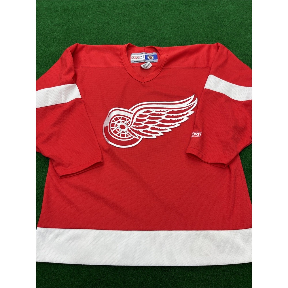 Vintage Detroit Red Wings NHL Hockey Jersey Red CCM Mens Size M See Pictures